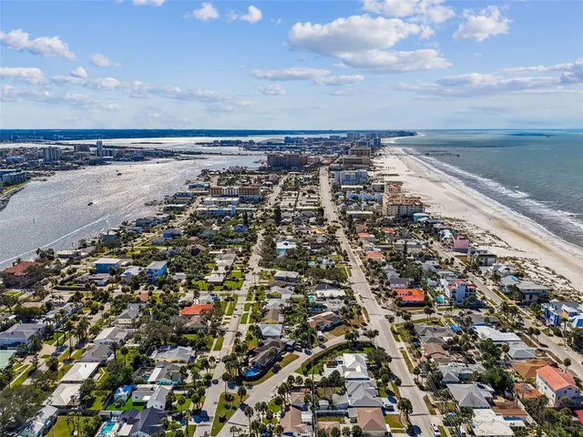 $975,000 | 760 Bohenia Circle, Clearwater Beach, FL 33767