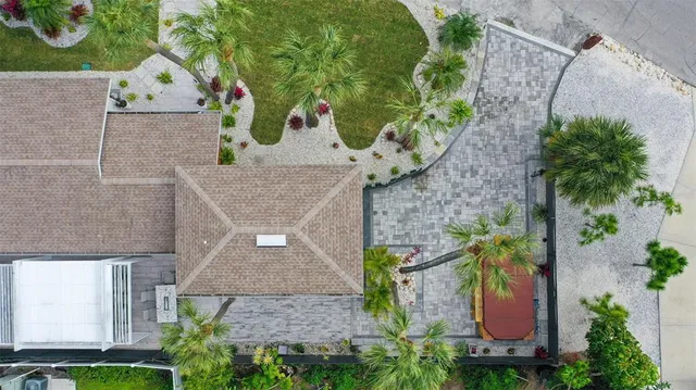 $975,000 | 760 Bohenia Circle, Clearwater Beach, FL 33767