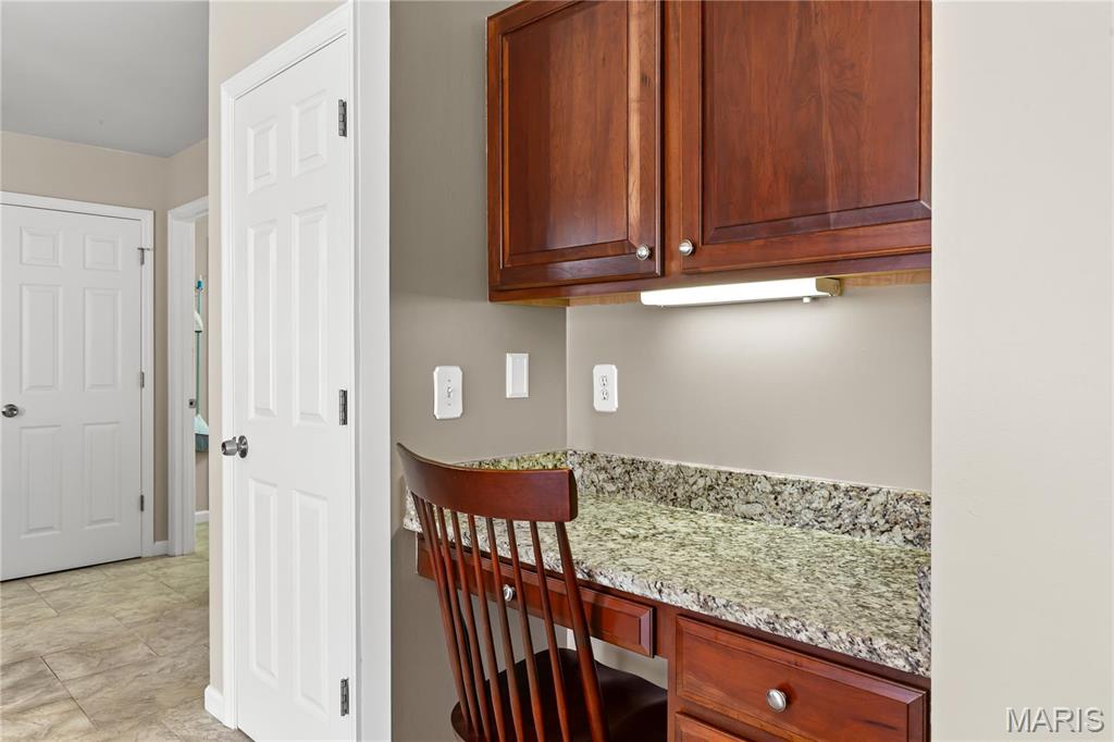 711 Preston Downs St. Peters, MO 63376 - Photo 17 of 36