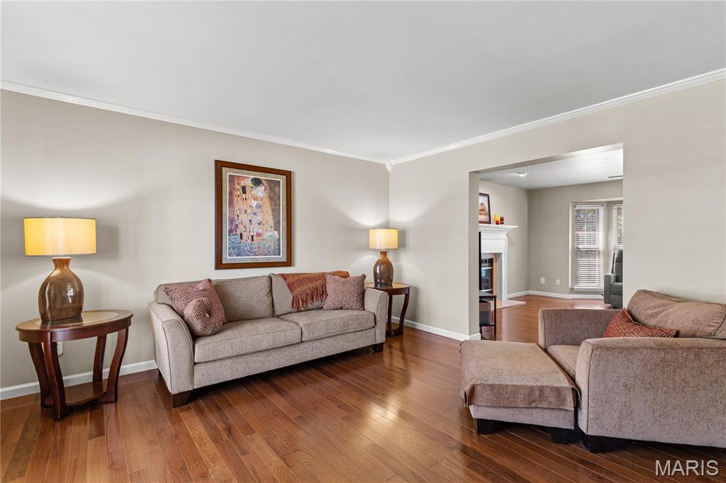 711 Preston Downs St. Peters, MO 63376 - Photo 9 of 36