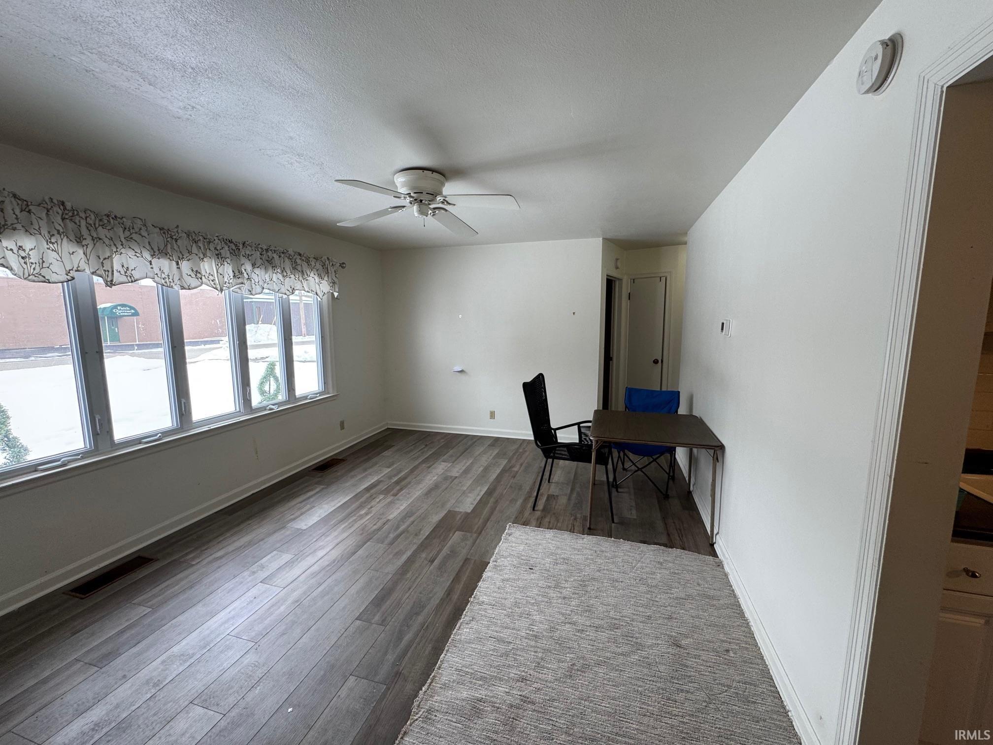 1109 Jackson Boulevard Rochester, IN 46975 - Photo 9 of 10