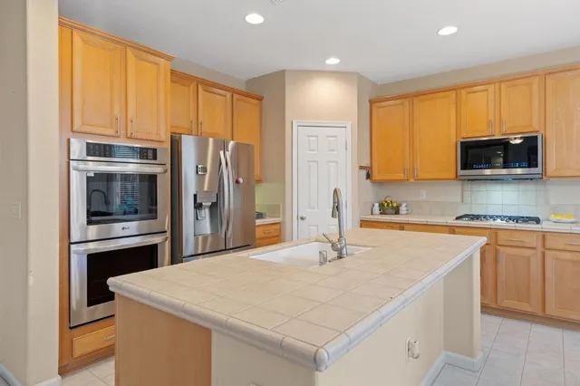 $589,900 | 3362 Mas Amilos Way, Sacramento, CA 95835