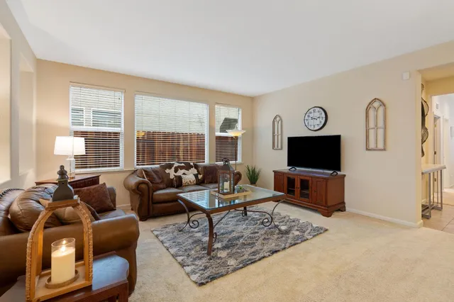 $589,900 | 3362 Mas Amilos Way, Sacramento, CA 95835