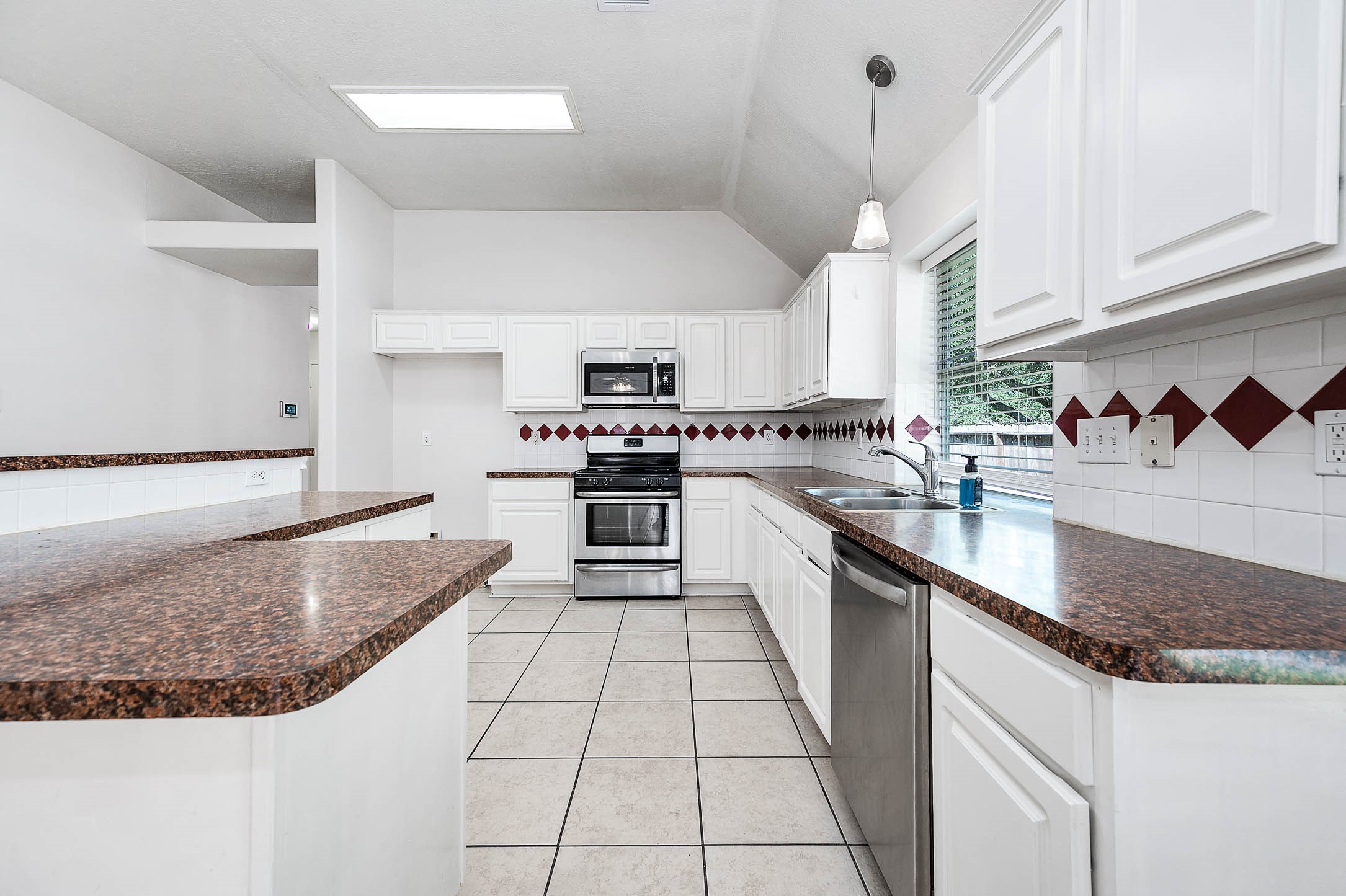 3347 Pebble Beach Lane Pearland, TX 77584 - Photo 13 of 31