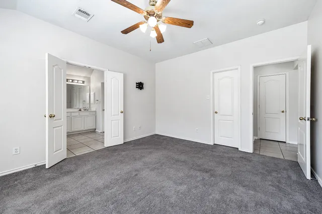 $2,300 | 3347 Pebble Beach Lane, Pearland, TX 77584