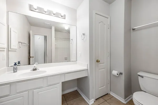 $2,200 | 3347 Pebble Beach Lane, Pearland, TX 77584