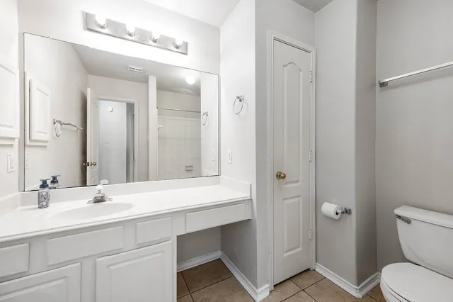 $2,300 | 3347 Pebble Beach Lane, Pearland, TX 77584