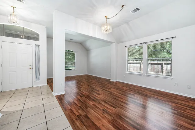 $2,300 | 3347 Pebble Beach Lane, Pearland, TX 77584