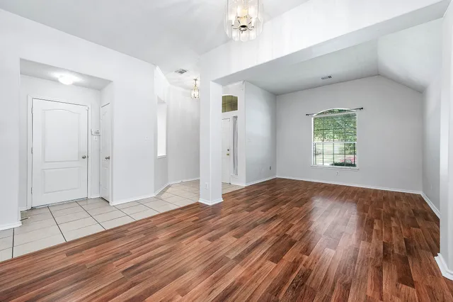 $2,300 | 3347 Pebble Beach Lane, Pearland, TX 77584