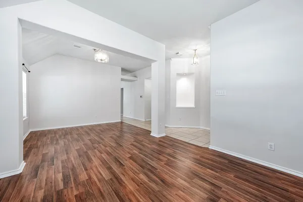 $2,200 | 3347 Pebble Beach Lane, Pearland, TX 77584