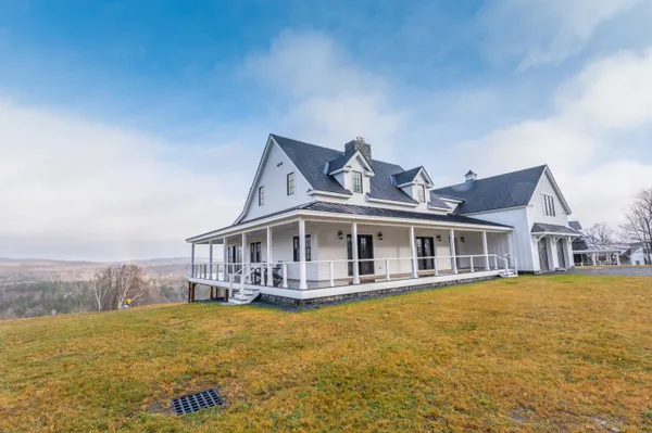 $4,087,000 | 22 Stag's Leap Lane, Wilmington, VT 05363
