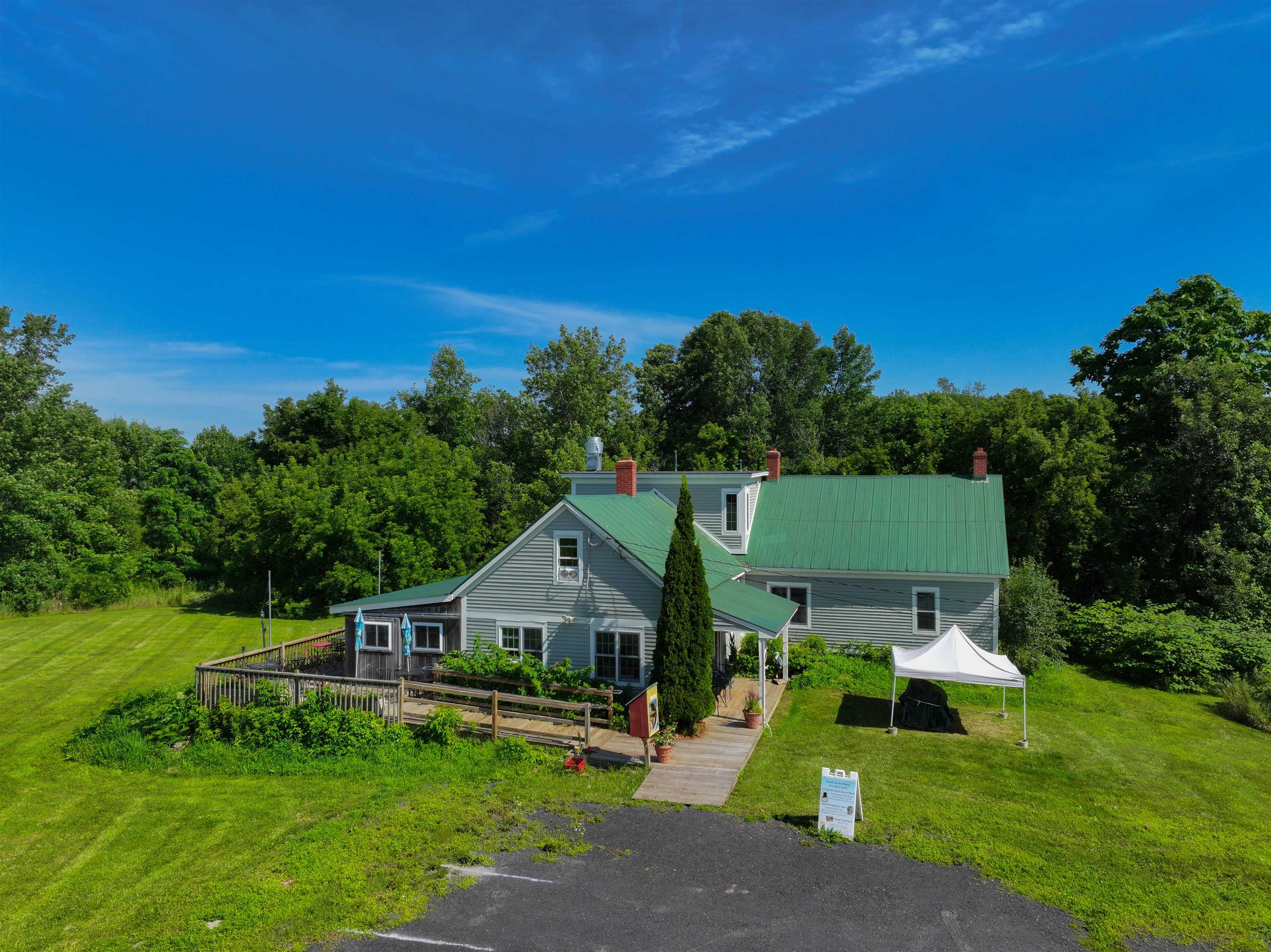 259 Highway 2 Grand Isle, VT 05458 - Photo 2 of 27