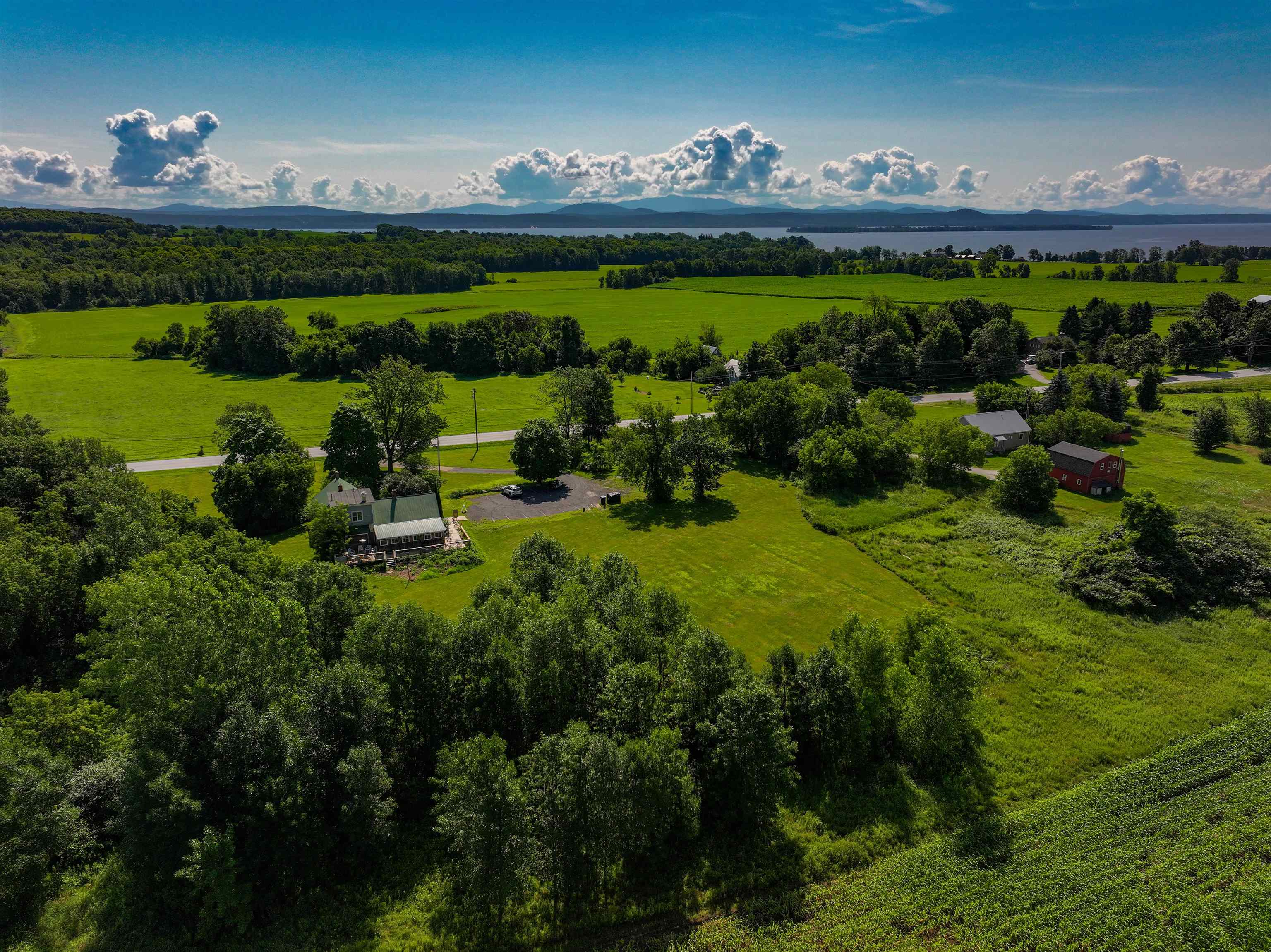 259 Highway 2 Grand Isle, VT 05458 - Photo 24 of 27