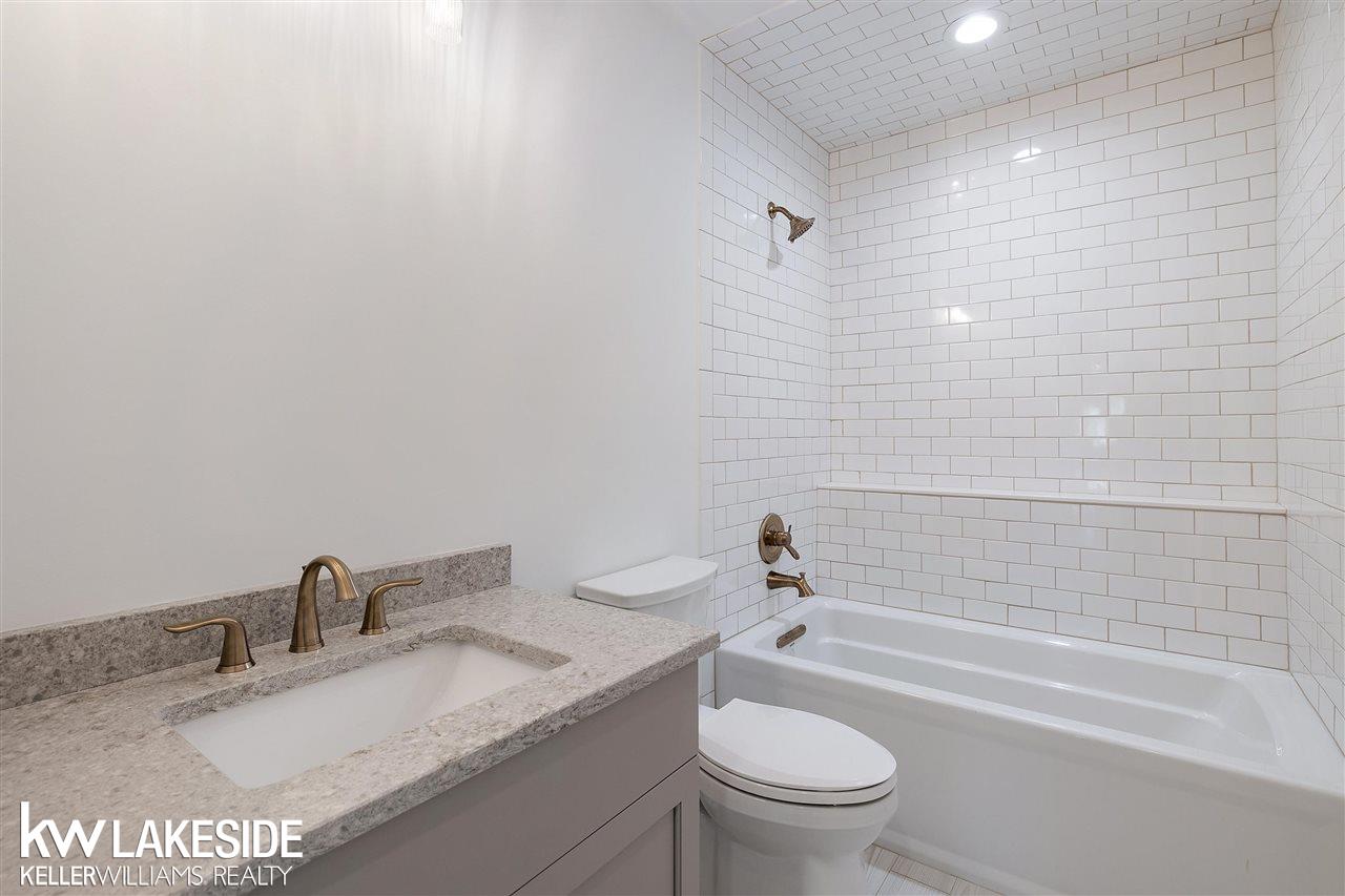 1922 Traceky, Unit 286 Rochester Hills, MI 48306 - Photo 43 of 51
