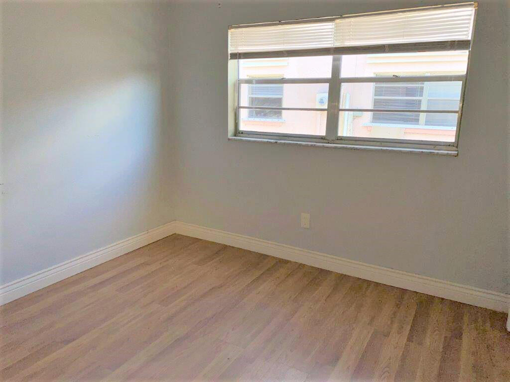 22751 Southwest 55th Avenue Boca Raton, FL 33433 - Photo 21 of 31 Bedroom 2