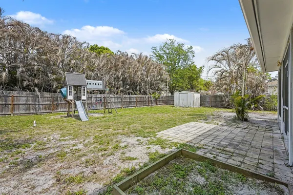$270,000 | 767 Rolling Hill Drive, Sebastian, FL 32958