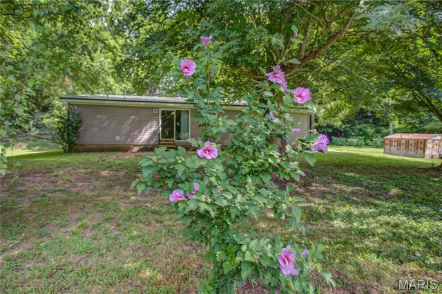 $150,000 | 26389 Reddish Road, Fieldon, IL 62031