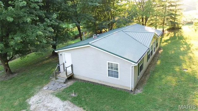 $150,000 | 26389 Reddish Road, Fieldon, IL 62031