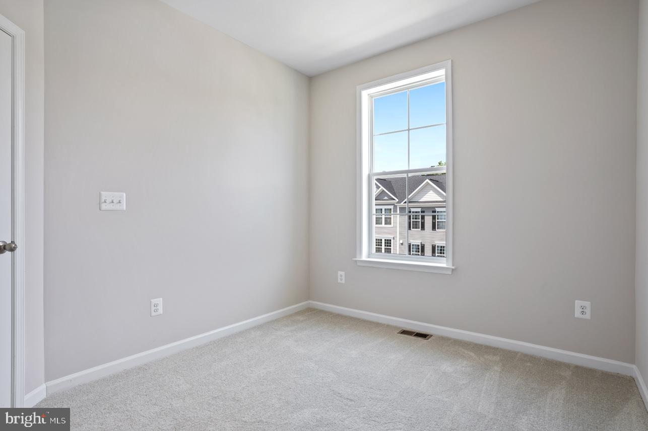 1031 Overlook Loop Laurel, MD 20707 - Photo 23 of 38