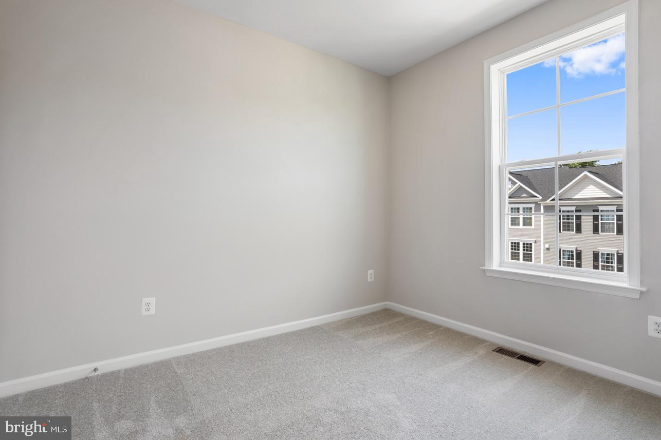 1031 Overlook Loop Laurel, MD 20707 - Photo 24 of 38