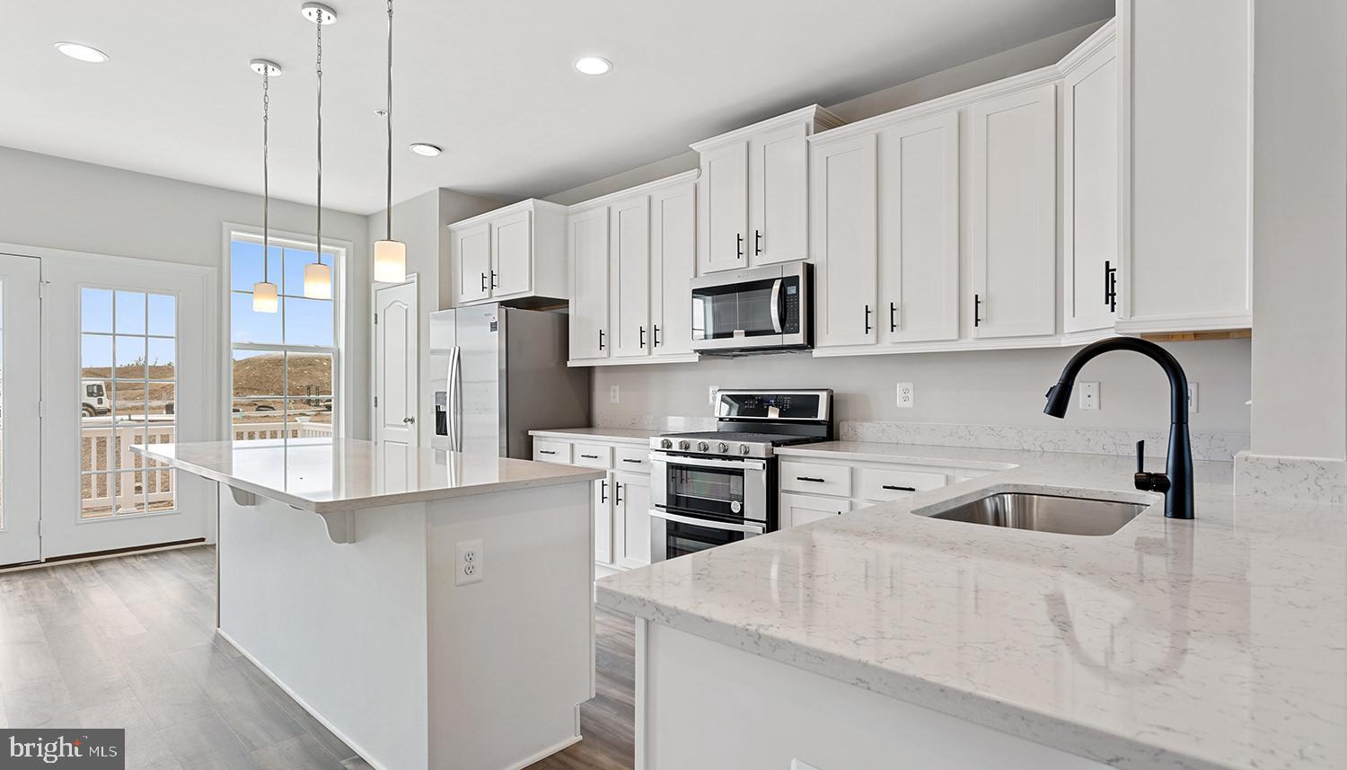 1031 Overlook Loop Laurel, MD 20707 - Photo 5 of 38