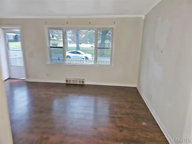 $74,900 | 1110 Duenke Drive, St. Louis, MO 63137