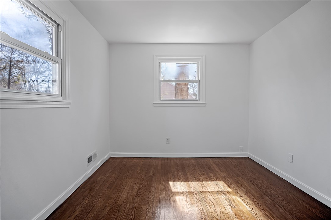 10 Ormond Drive East Providence, RI 02915 - Photo 14 of 21