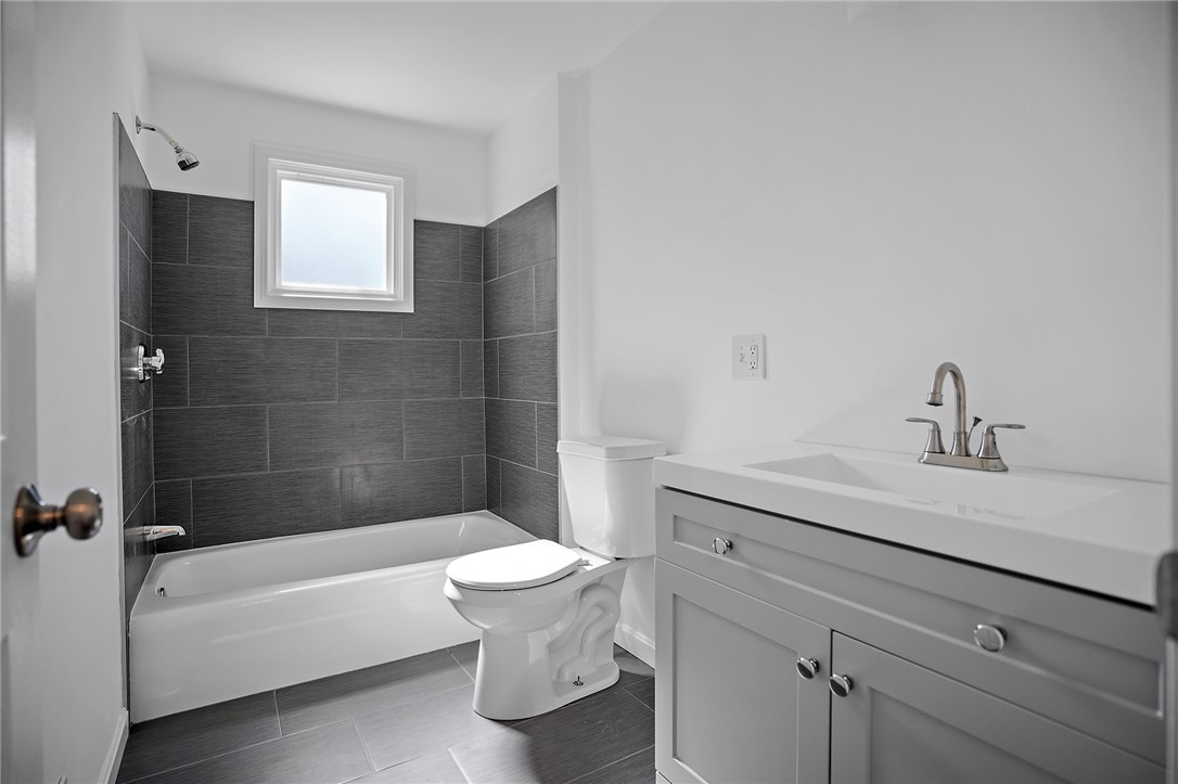 10 Ormond Drive East Providence, RI 02915 - Photo 16 of 21