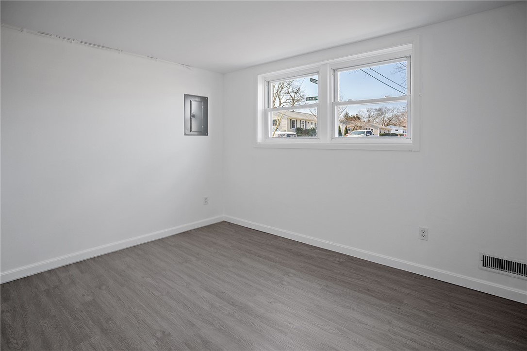 10 Ormond Drive East Providence, RI 02915 - Photo 18 of 21