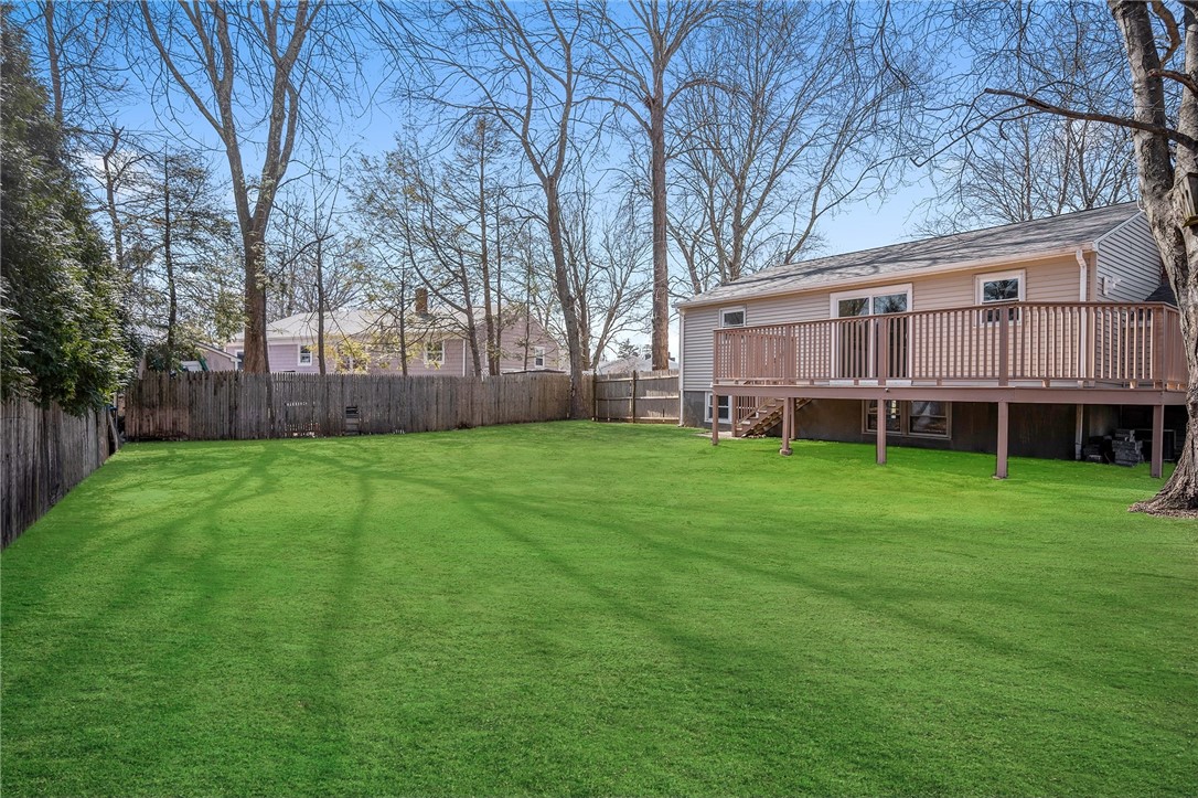 10 Ormond Drive East Providence, RI 02915 - Photo 3 of 21