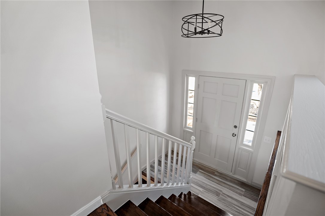 10 Ormond Drive East Providence, RI 02915 - Photo 4 of 21