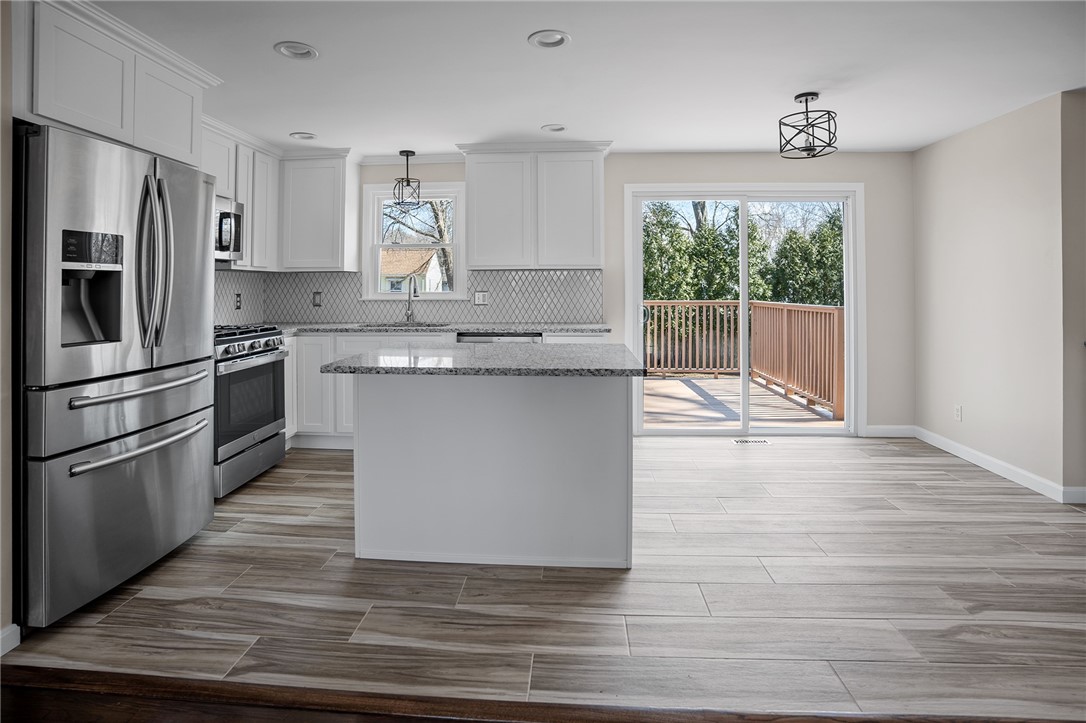 10 Ormond Drive East Providence, RI 02915 - Photo 7 of 21