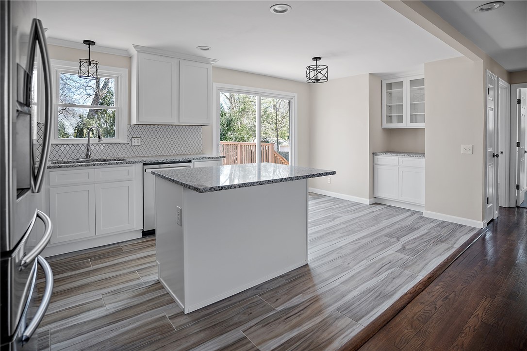 10 Ormond Drive East Providence, RI 02915 - Photo 8 of 21