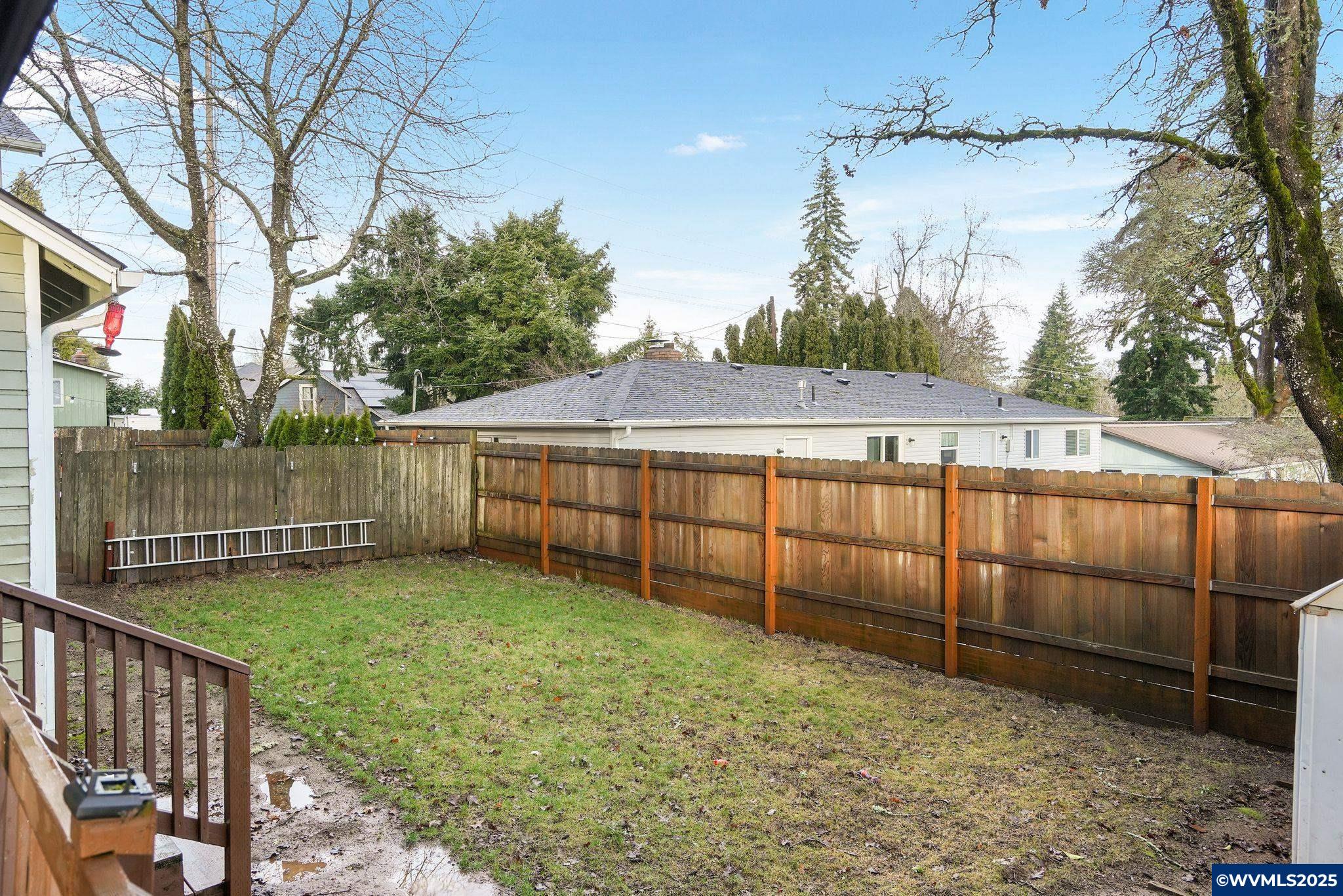 4018 Lone Oak Road Southeast Salem, OR 97302 - Photo 25 of 26 Gallery Image 25