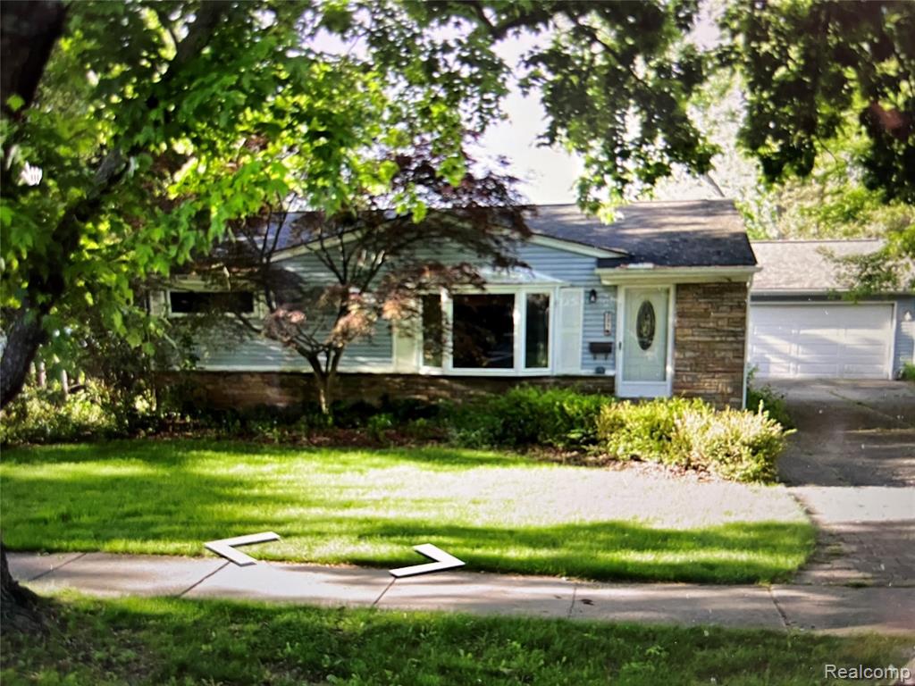 221 Reitman Court Rochester Hills, MI 48307 - Photo 1 of 1