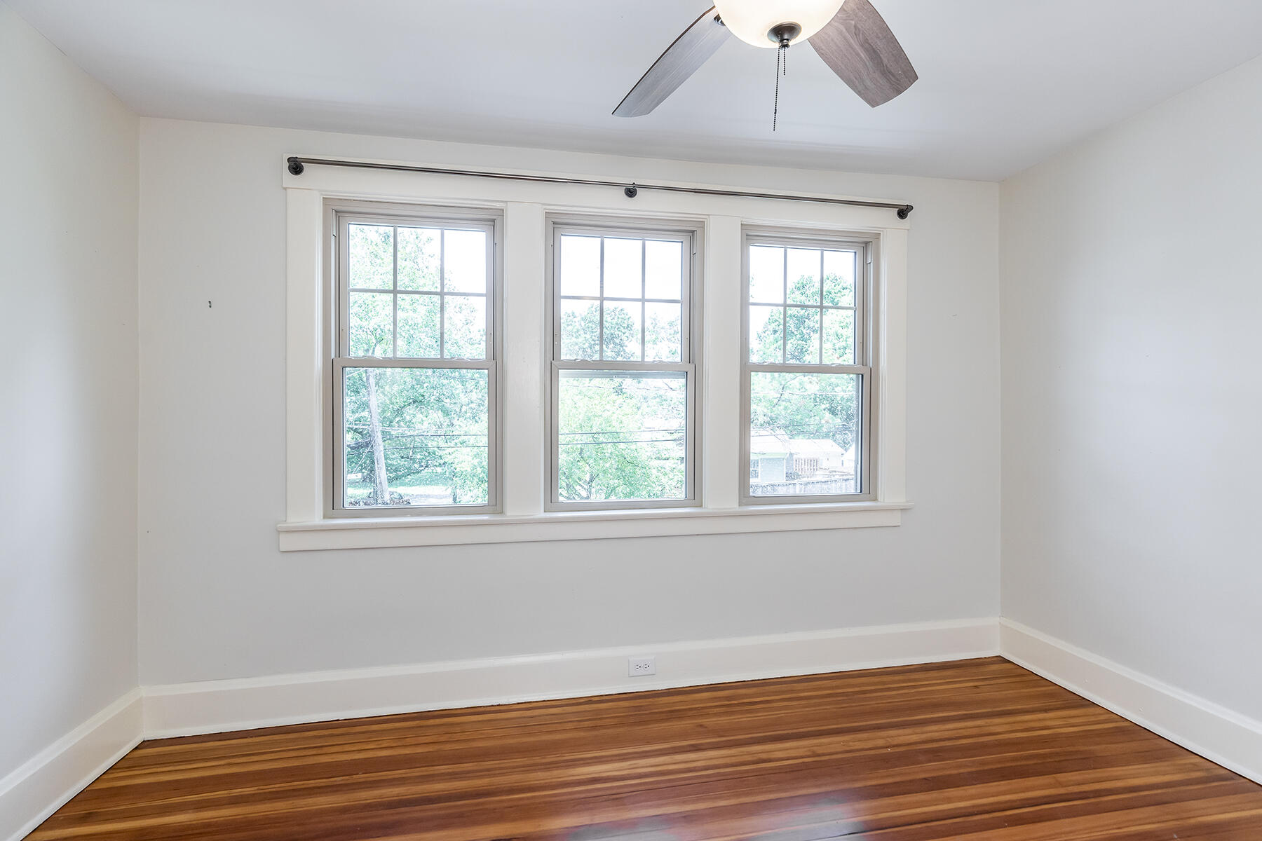 244 McDowell Road Lexington, KY 40502 - Photo 36 of 43 244mcdowell35