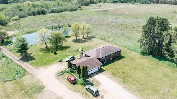 $750,000 | E4347 East Gate Drive, Waupaca, WI 54981