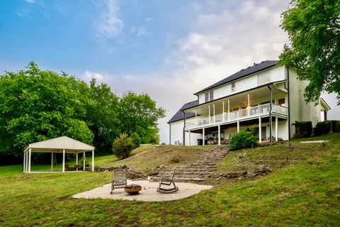 $839,900 | 4038 Foxfield Drive, Columbia, TN 38401