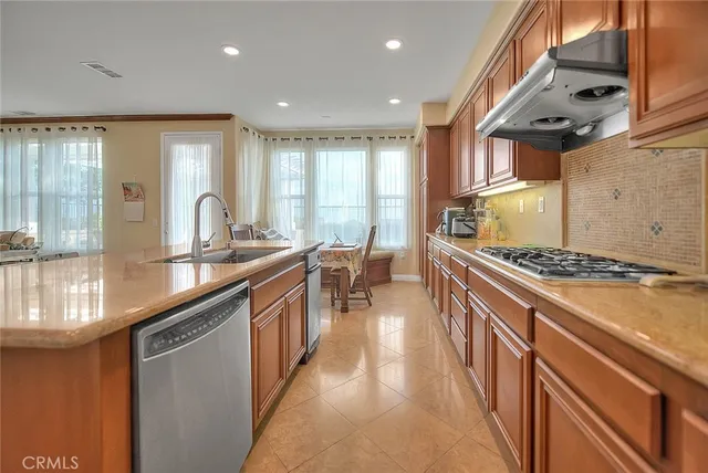 $1,320,000 | 20750 Sardinia Way, Porter Ranch, CA 91326