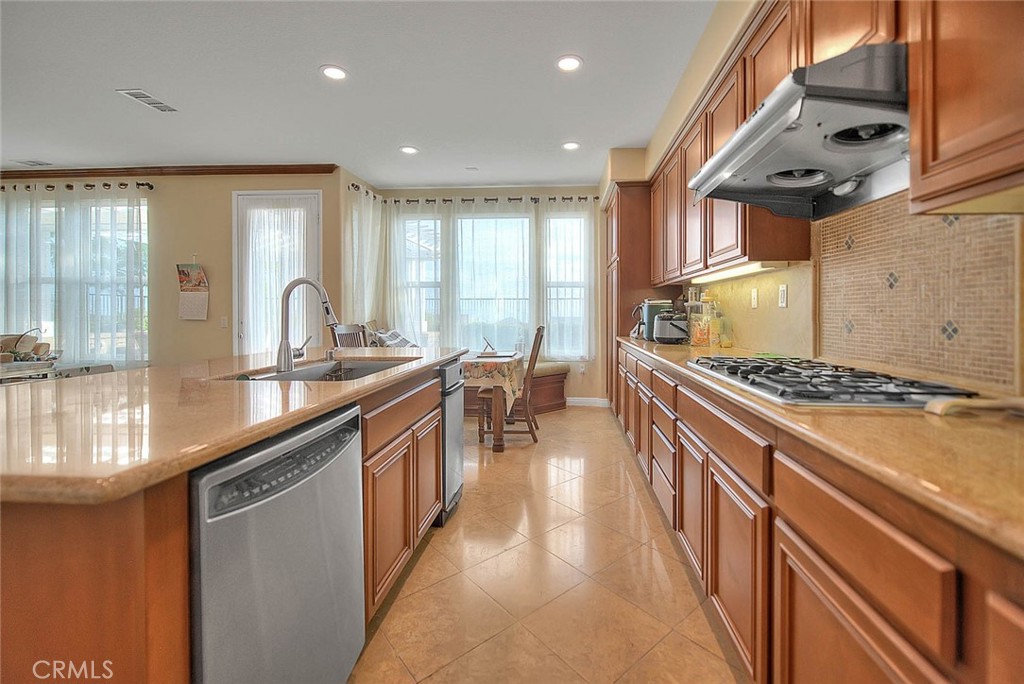 20750 Sardinia Way Porter Ranch, CA 91326 - Photo 12 of 41