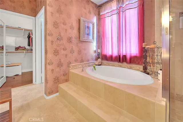 $1,320,000 | 20750 Sardinia Way, Porter Ranch, CA 91326