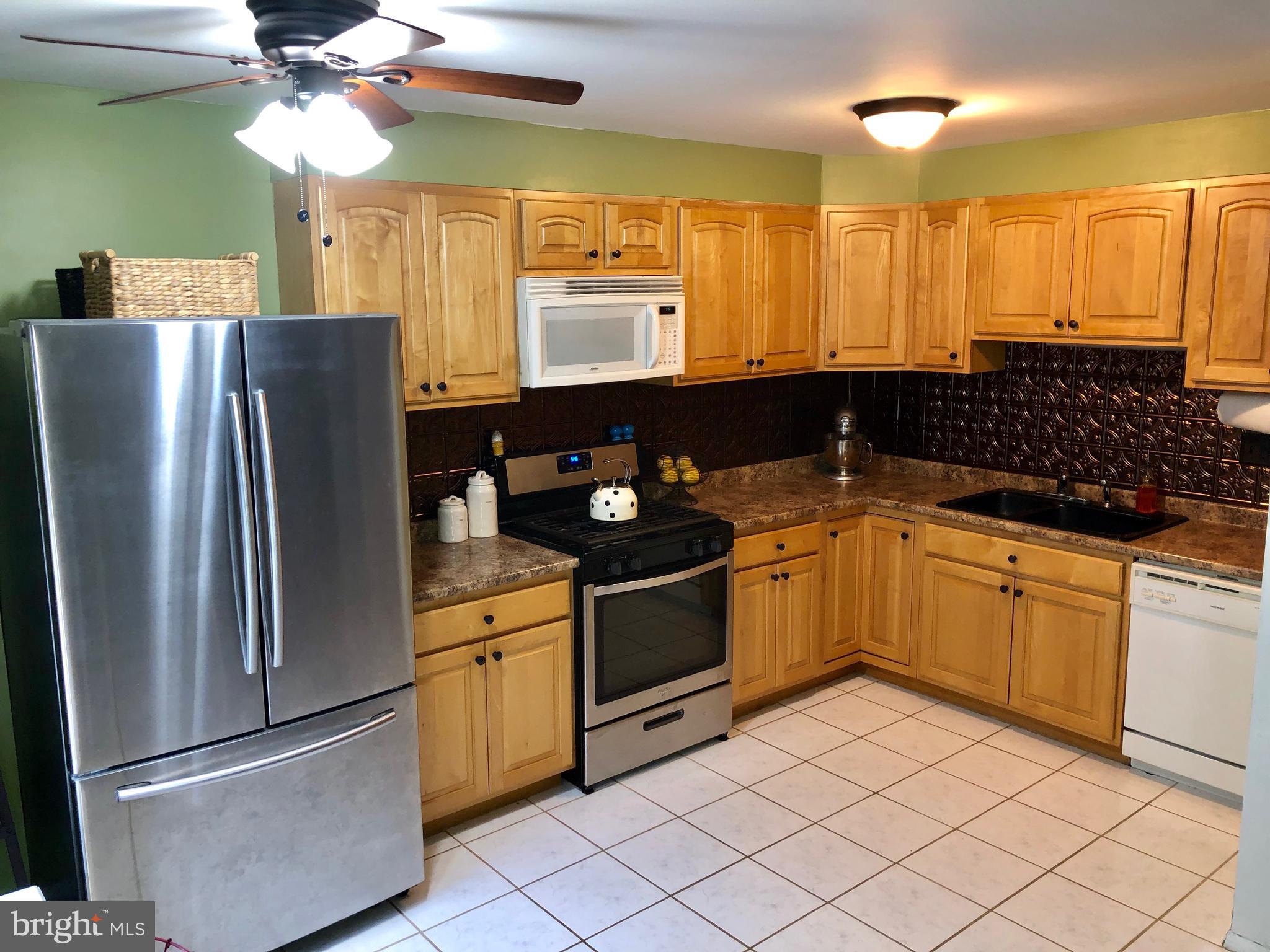 4260 Deerpath Lane Philadelphia, PA 19154 - Photo 11 of 39