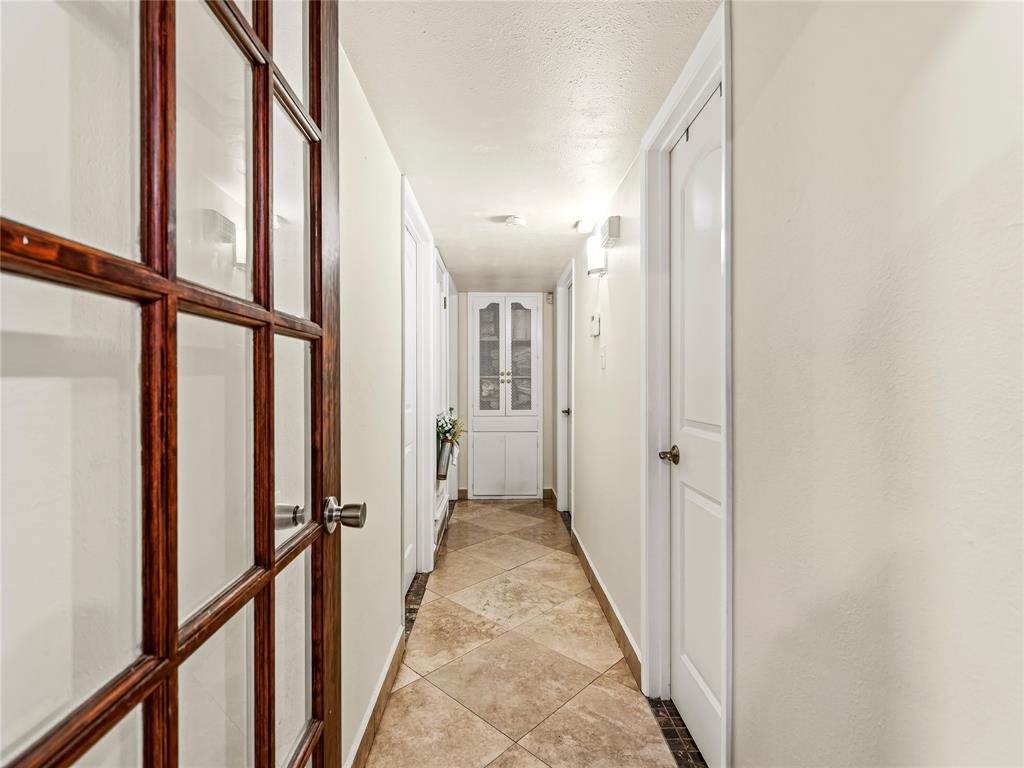 8616 Flicker Lane Dallas, TX 75238 - Photo 15 of 27