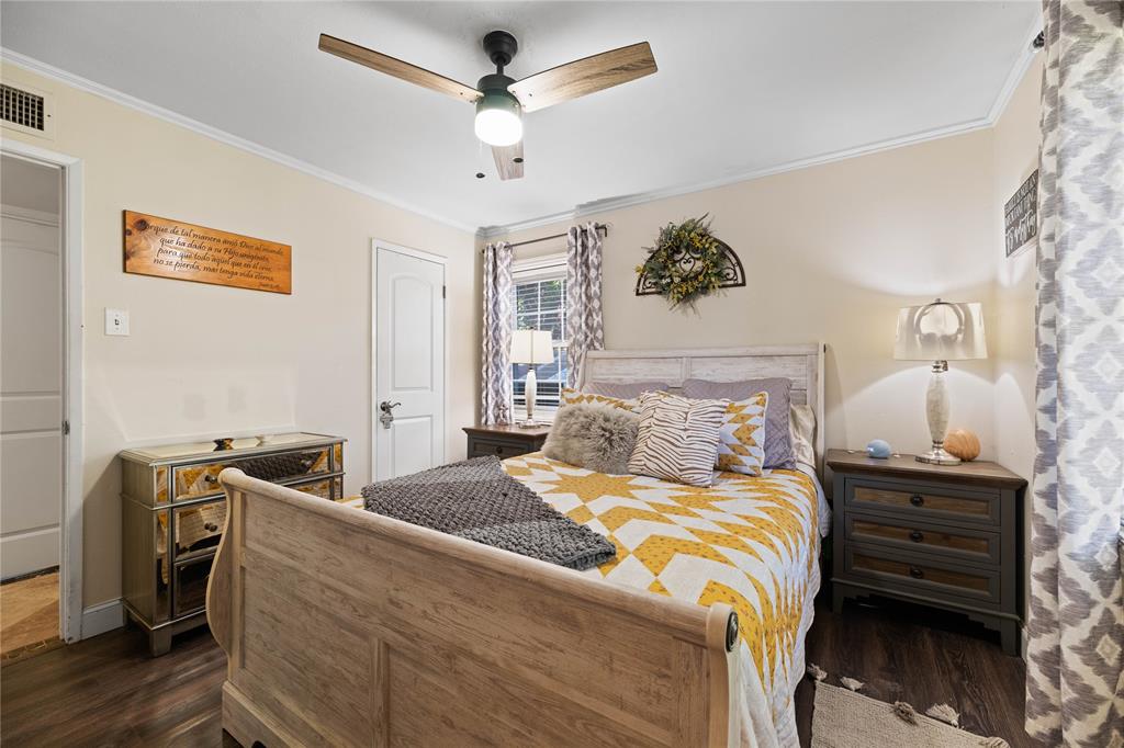 8616 Flicker Lane Dallas, TX 75238 - Photo 17 of 27