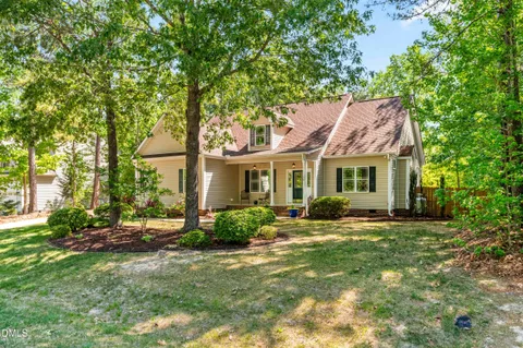 $315,000 | 190 Willow Ridge Drive, Louisburg, NC 27549