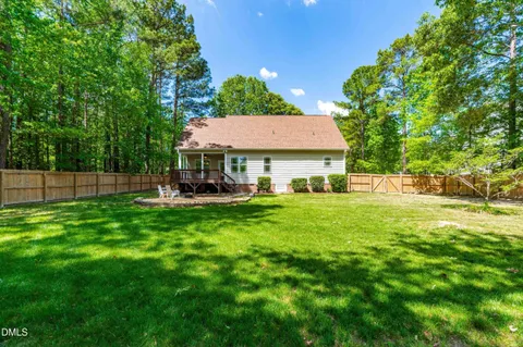 $315,000 | 190 Willow Ridge Drive, Louisburg, NC 27549