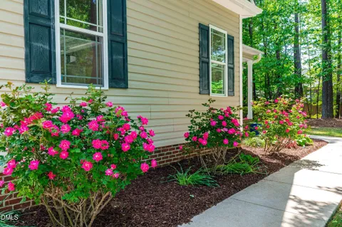 $315,000 | 190 Willow Ridge Drive, Louisburg, NC 27549