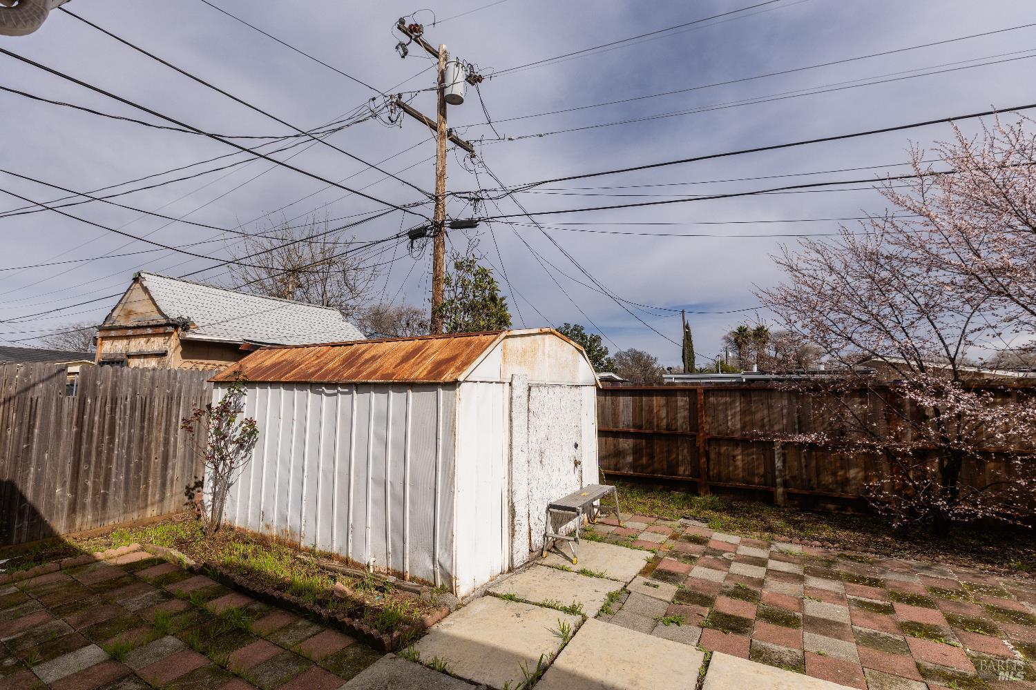 1500 Harrison Street Fairfield, CA 94533 - Photo 19 of 24 a view of a garage
