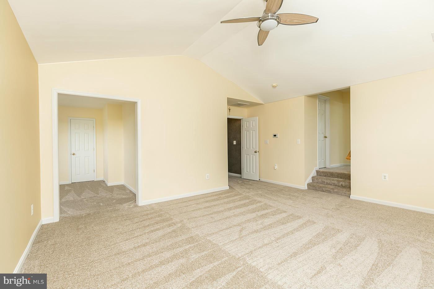 18286 Maple Spring Court Leesburg, VA 20176 - Photo 14 of 30 Bedroom (Master)