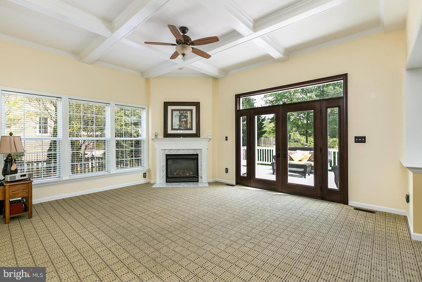18286 Maple Spring Court Leesburg, VA 20176 - Photo 8 of 30 Family Room